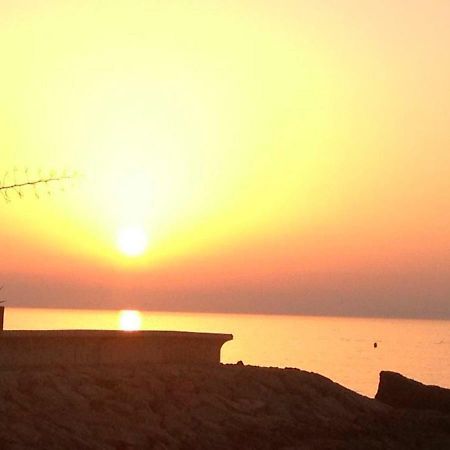 Apartamento A 10 Metros Playa Apartment Естепона Екстериор снимка